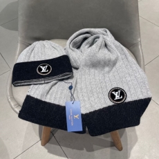 Louis Vuitton Caps Scarfs